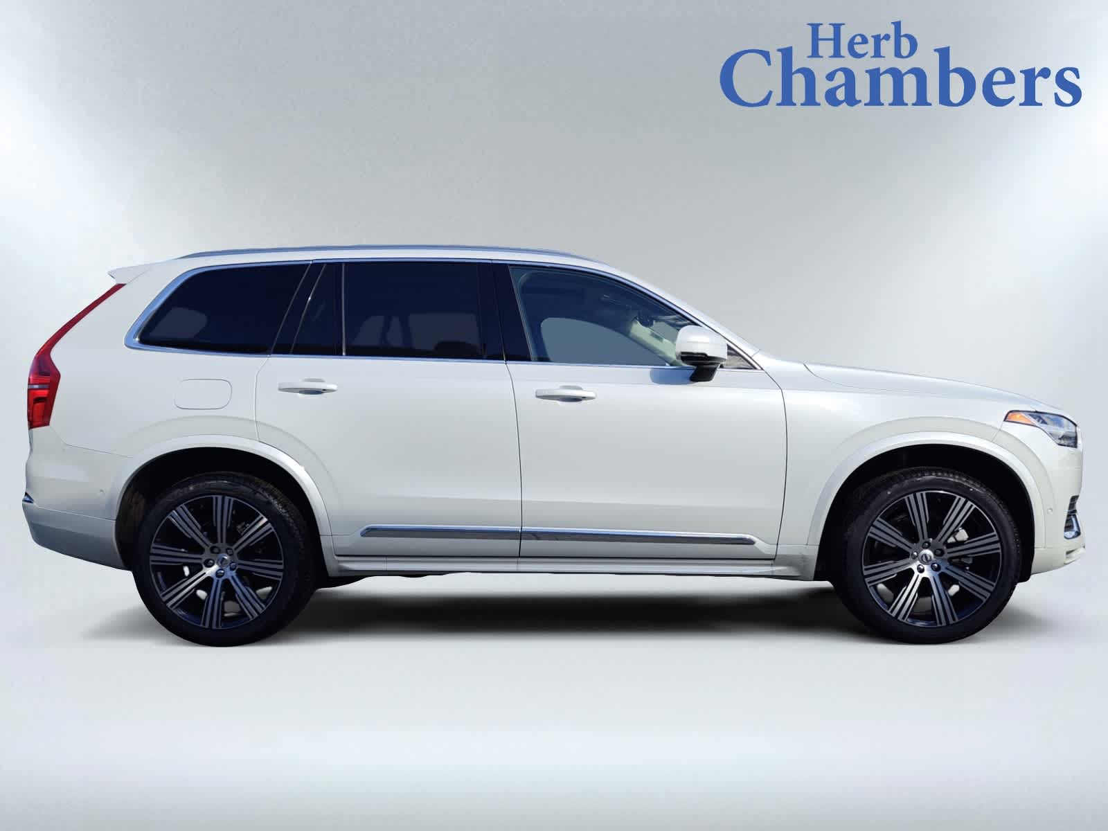 new 2024 Volvo XC90 car, priced at $71,395