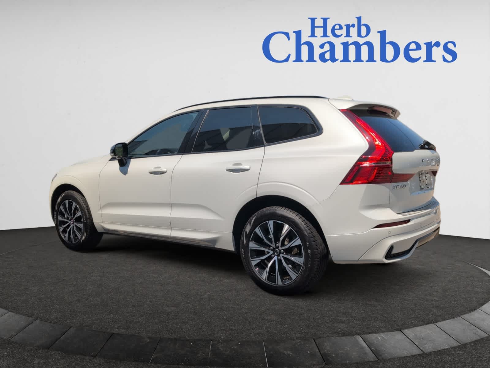 used 2025 Volvo XC60 car, priced at $45,998
