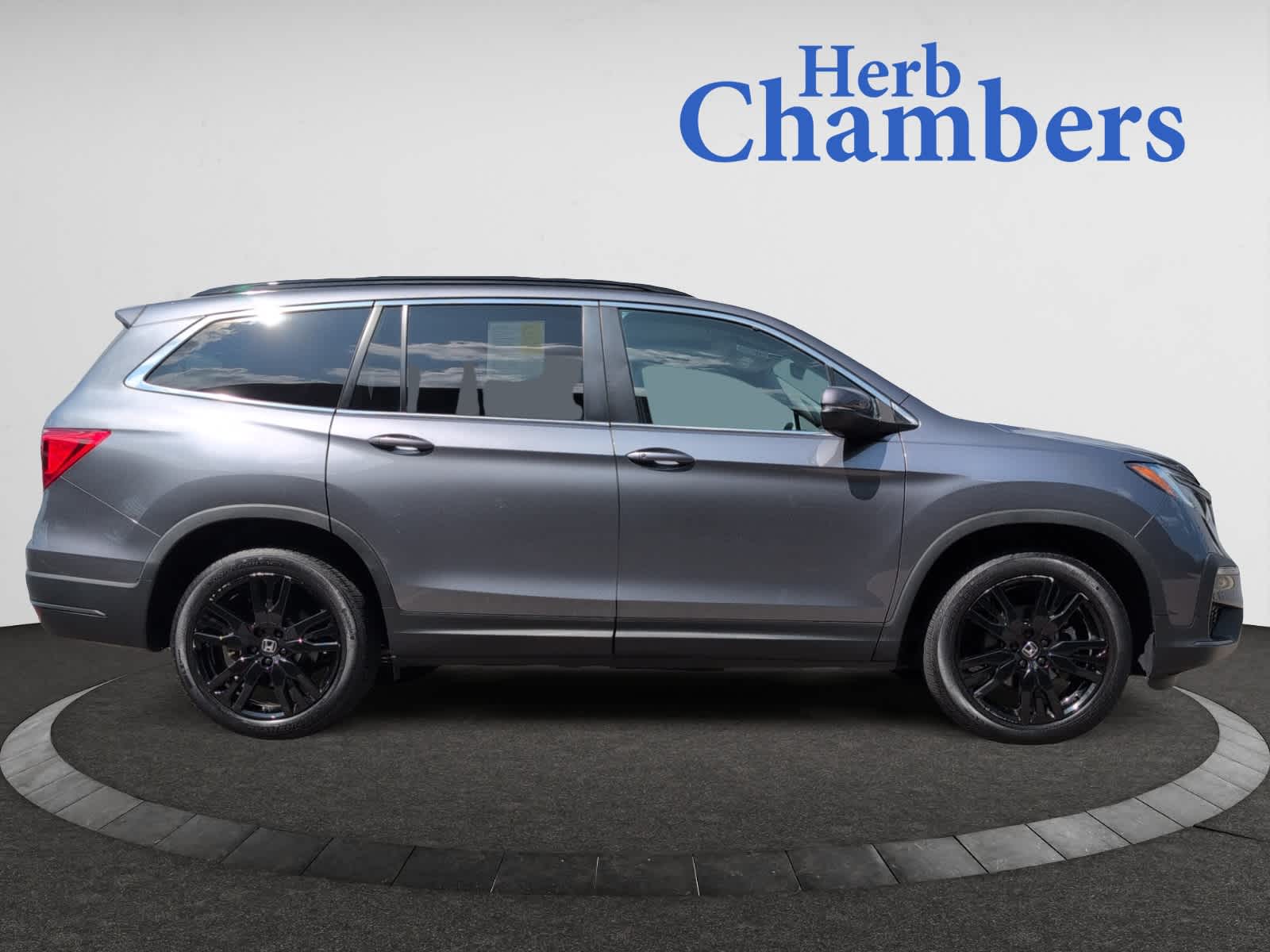 used 2022 Honda Pilot car, priced at $36,998