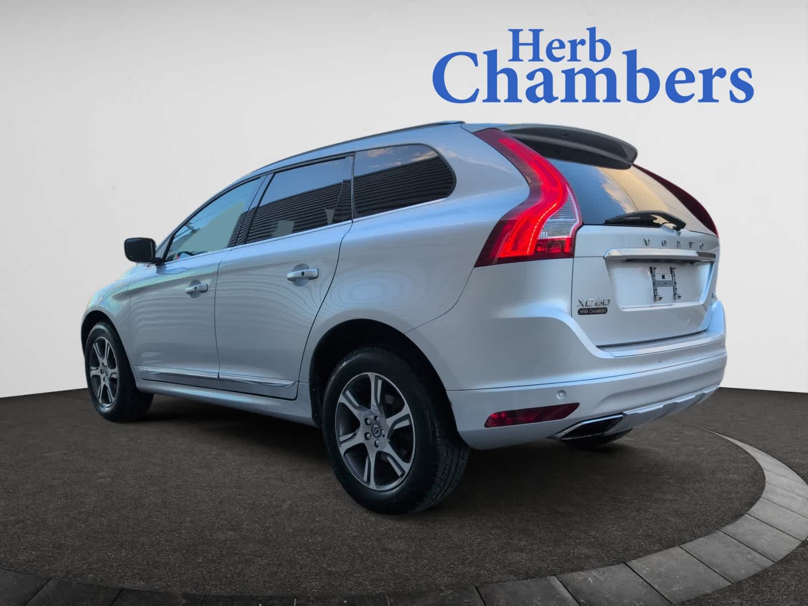 used 2015 Volvo XC60 car, priced at $15,998