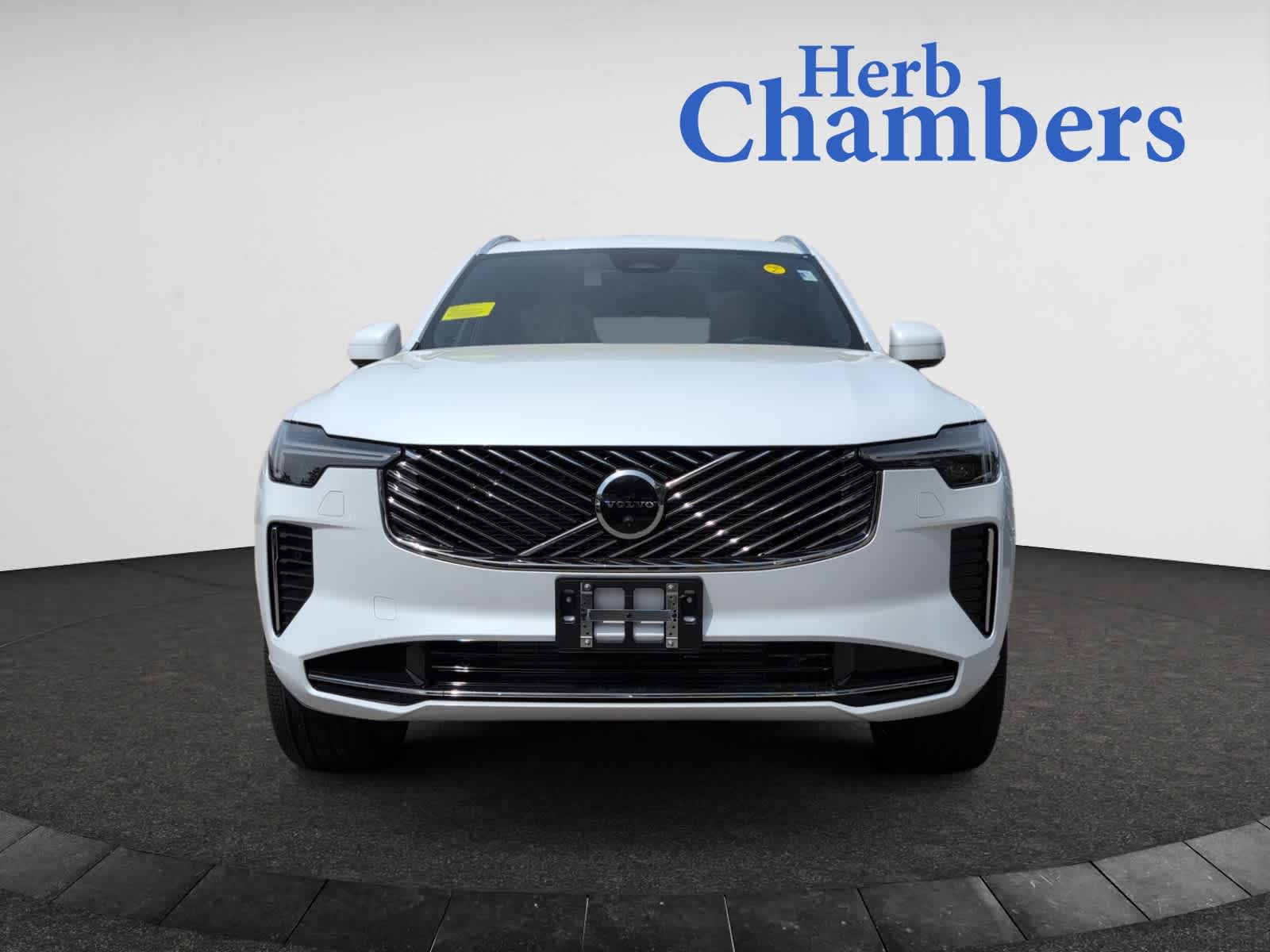 new 2025 Volvo XC90 plug-in hybrid car, priced at $82,405