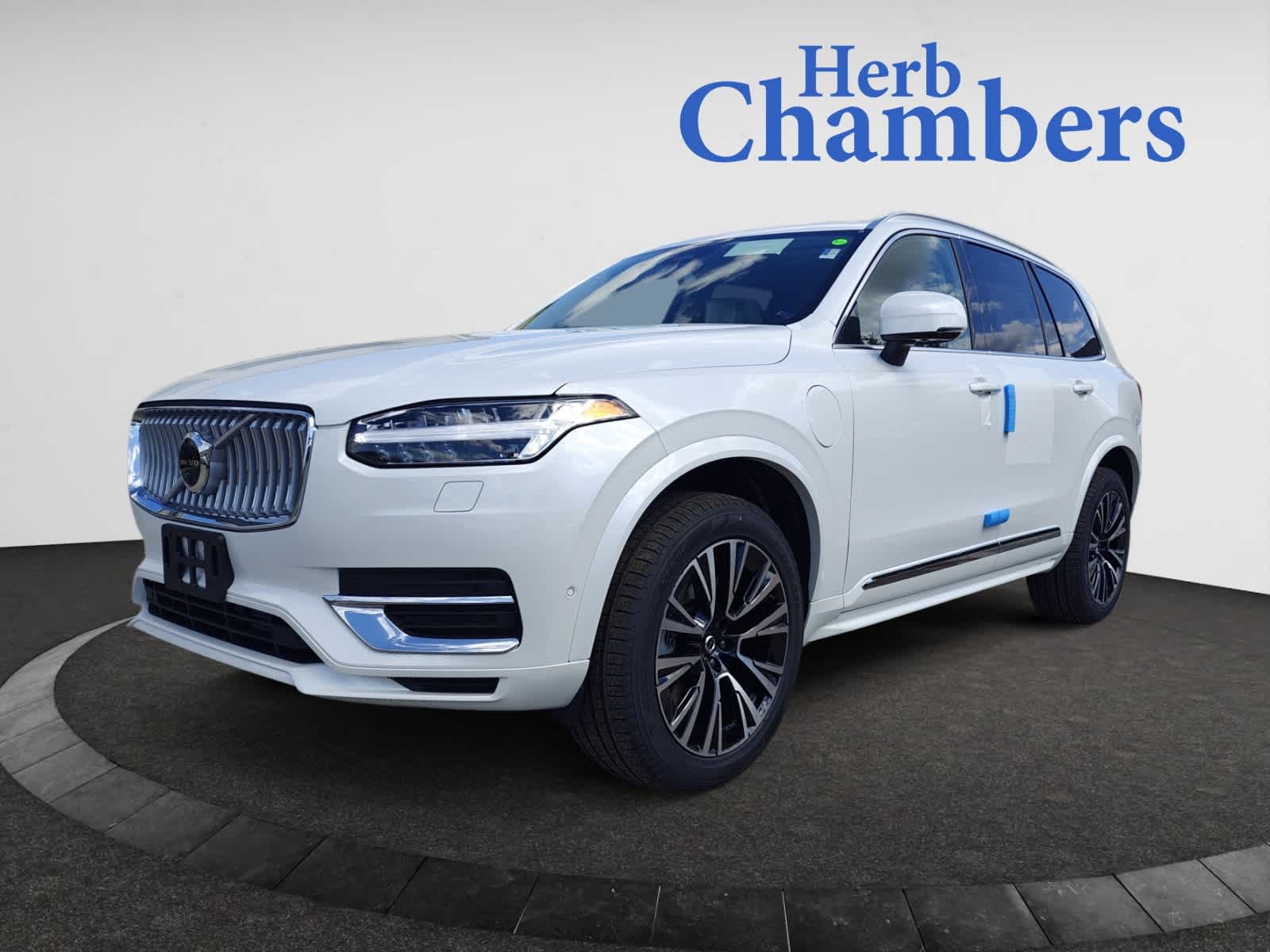 new 2025 Volvo XC90 II car, priced at $76,375