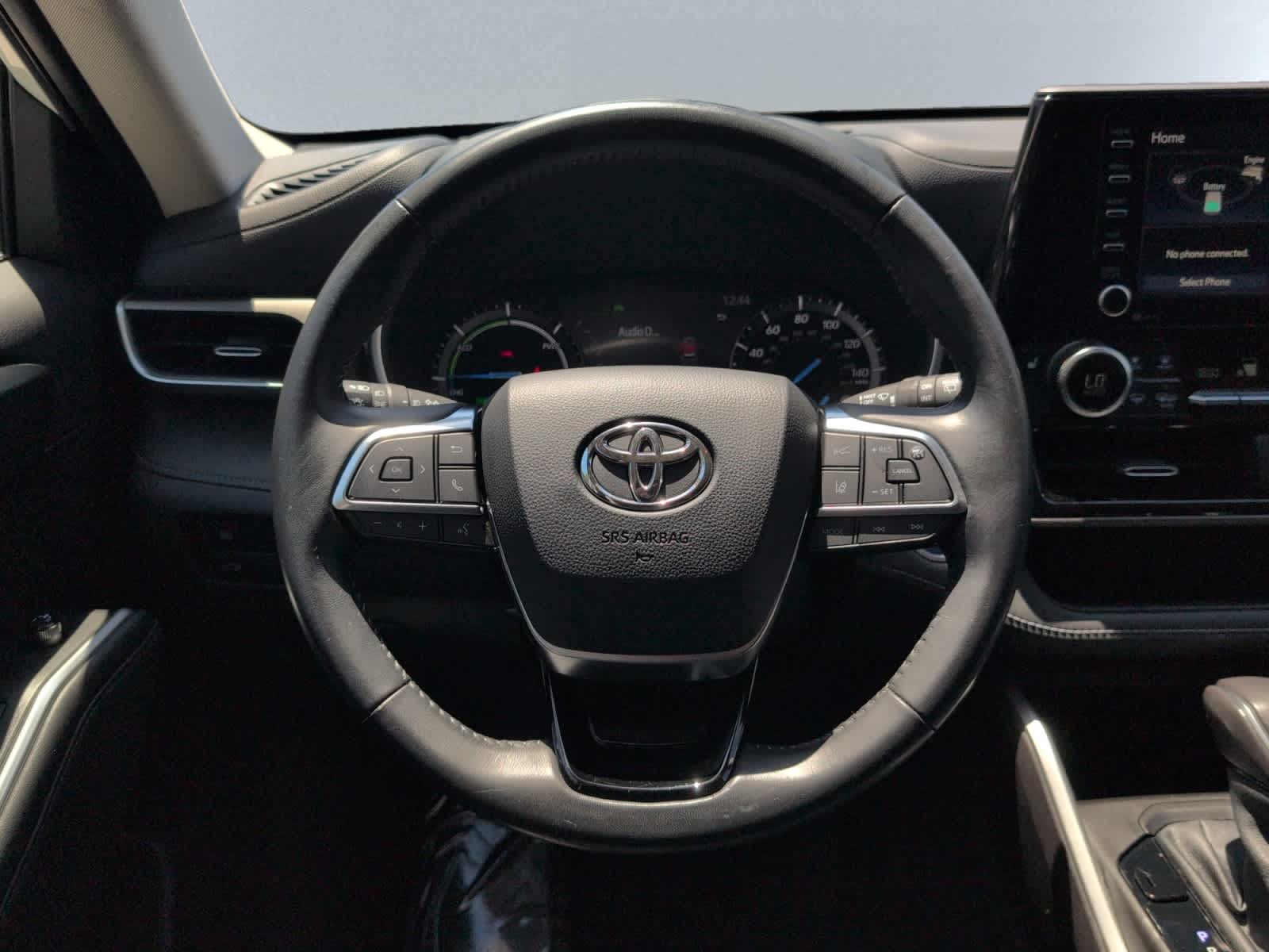 used 2020 Toyota Highlander Hybrid car, priced at $33,998