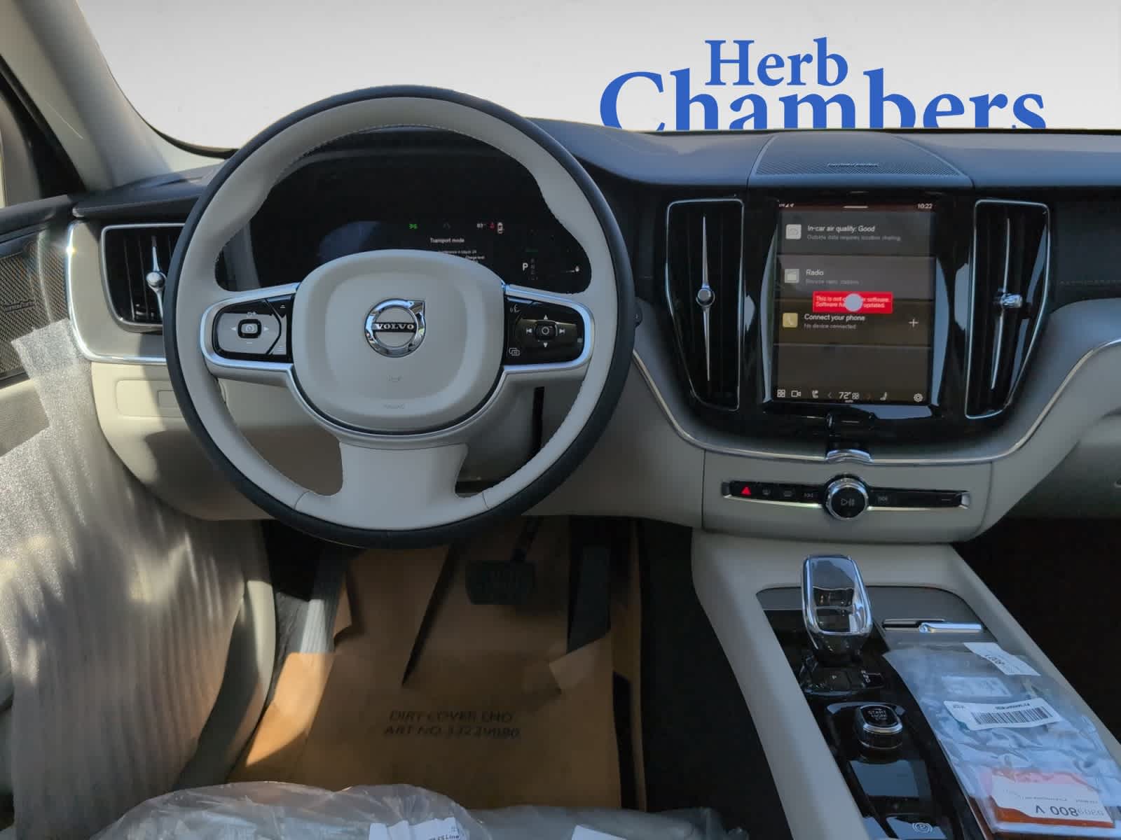 new 2025 Volvo XC60 plug-in hybrid car, priced at $71,510