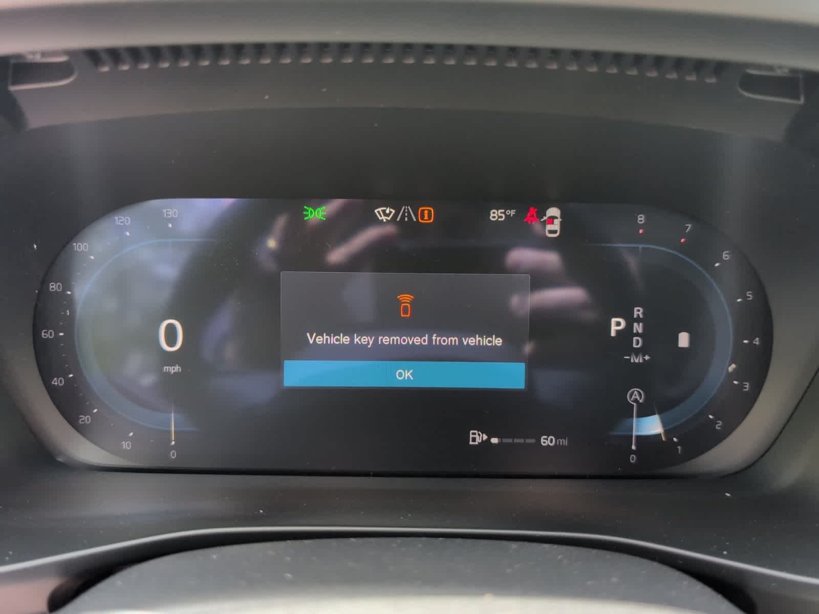 new 2025 Volvo XC40 car, priced at $51,060