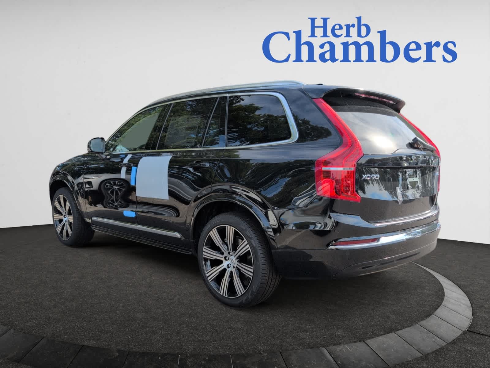 new 2025 Volvo XC90 car, priced at $68,455