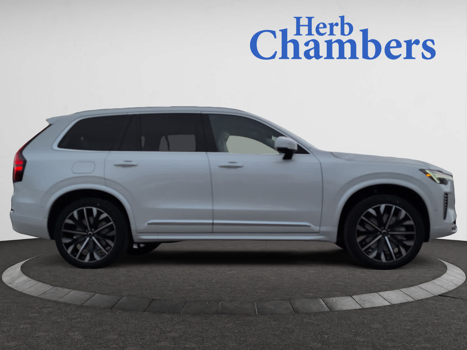 new 2025 Volvo XC90 plug-in hybrid car, priced at $82,405