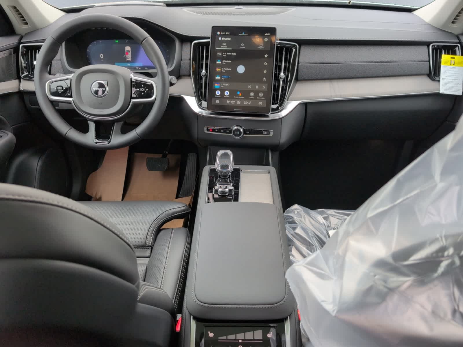 new 2025 Volvo XC90 car, priced at $72,585