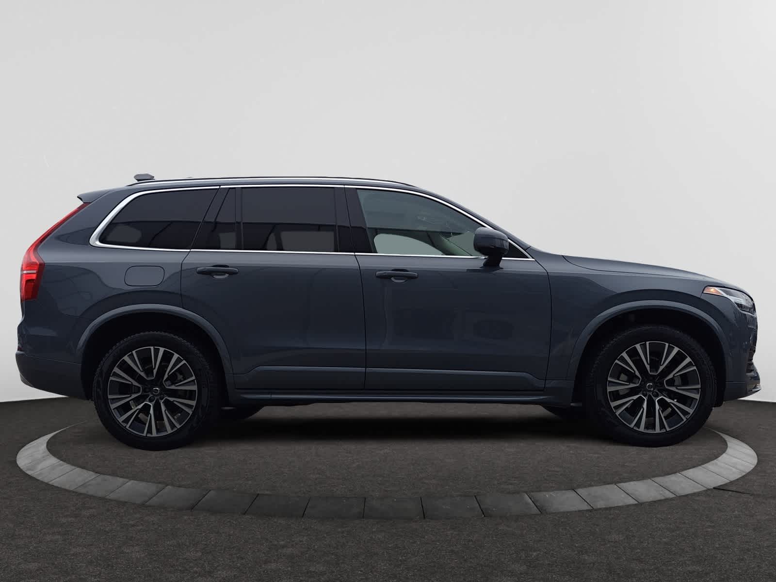 used 2022 Volvo XC90 car, priced at $46,998