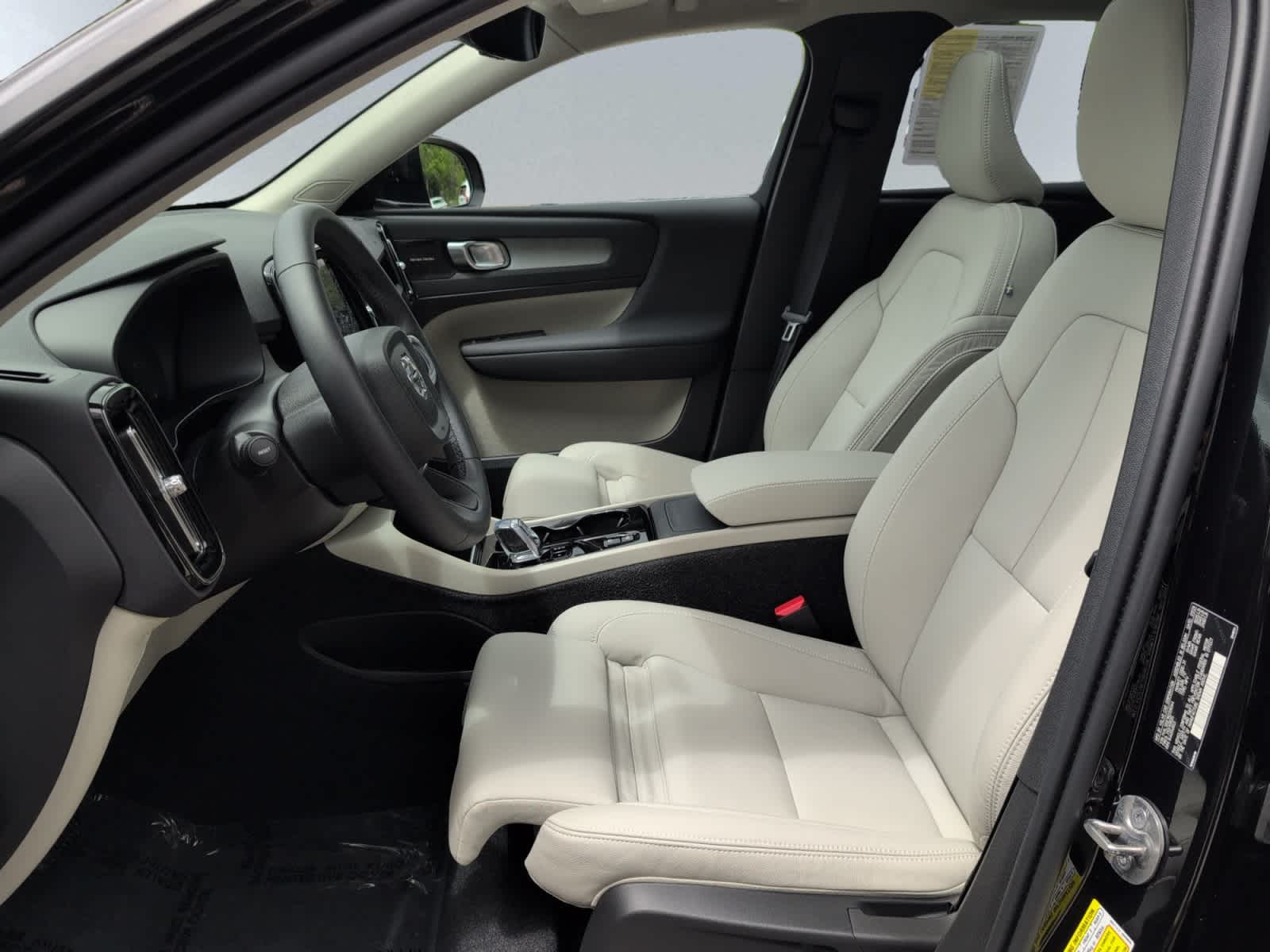 used 2024 Volvo XC40 car, priced at $41,998