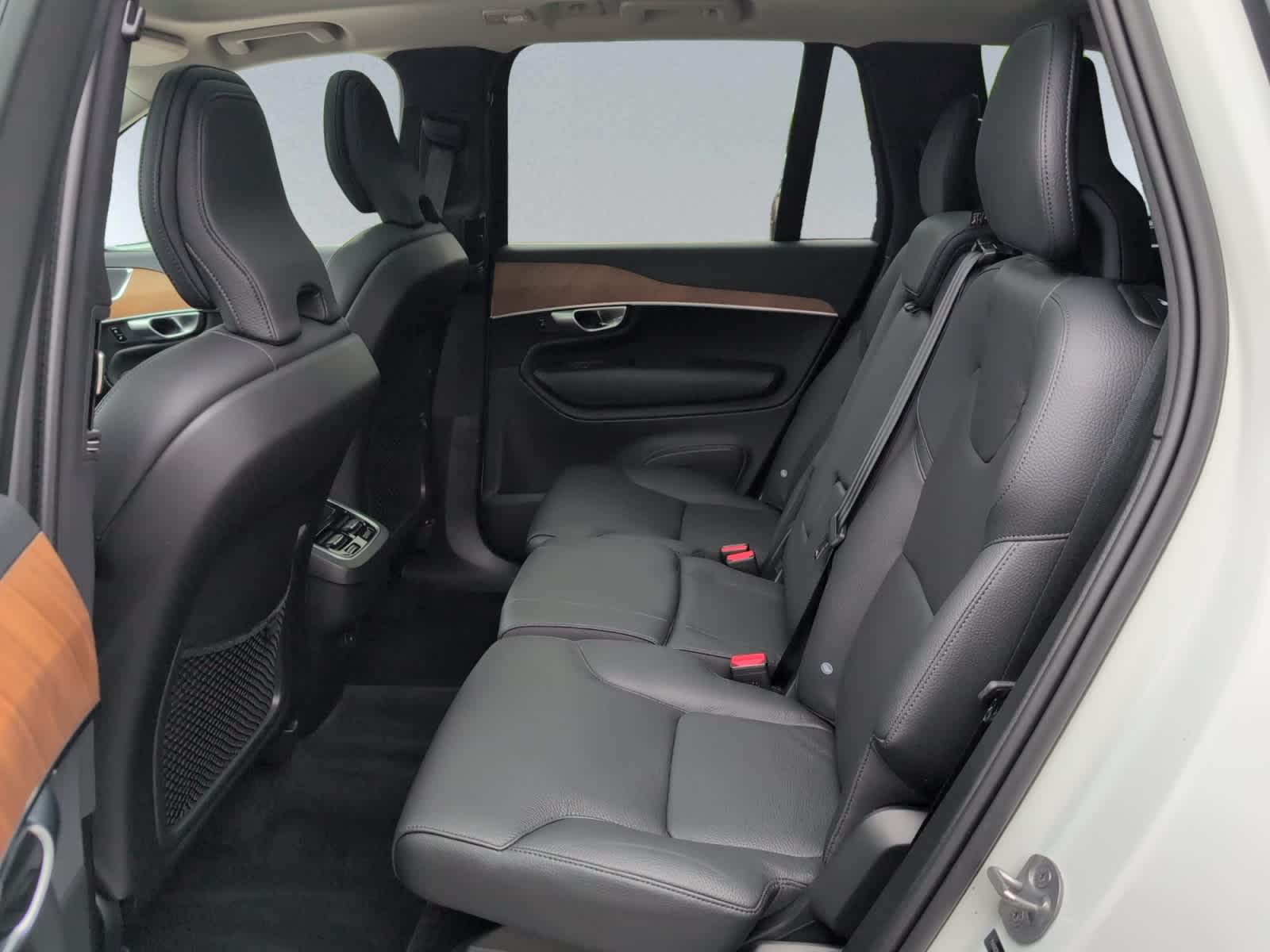 used 2024 Volvo XC90 car, priced at $52,998