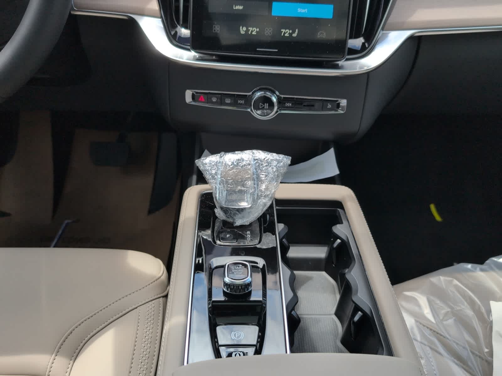new 2025 Volvo XC90 car, priced at $60,545