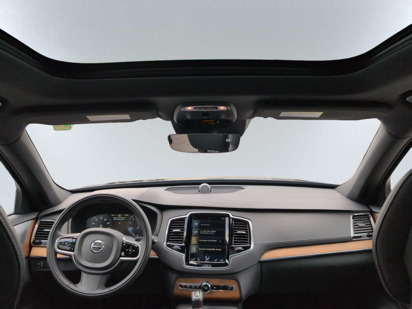 used 2018 Volvo XC90 car, priced at $23,998