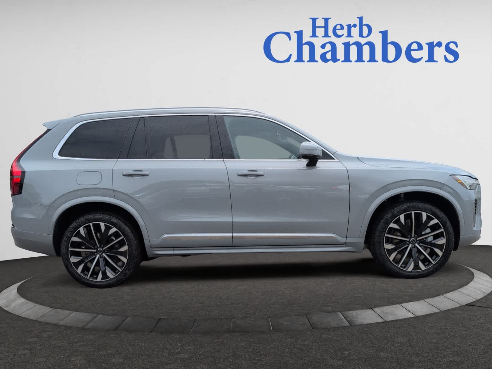 new 2025 Volvo XC90 car, priced at $60,545