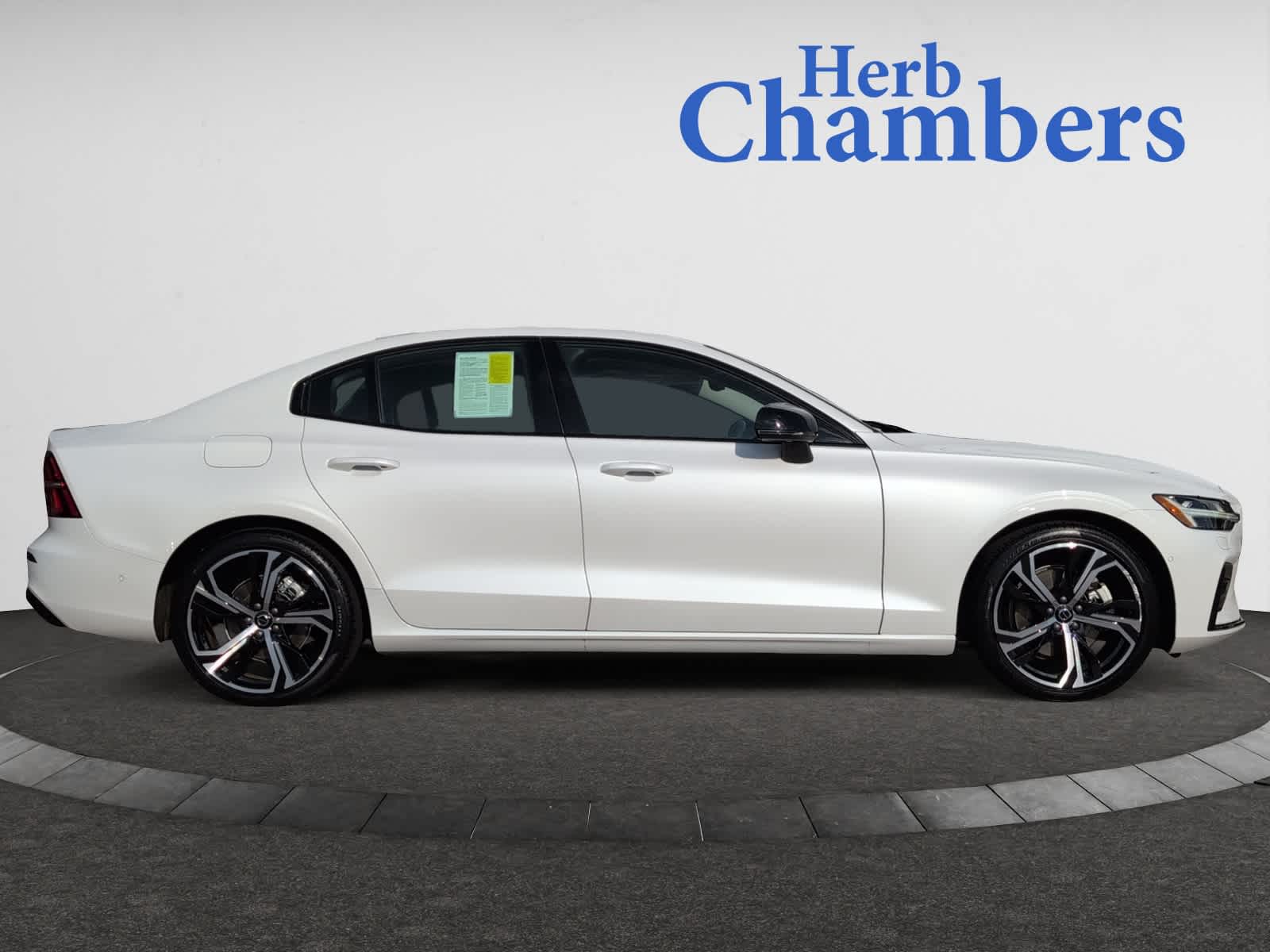 new 2024 Volvo S60 car, priced at $51,925