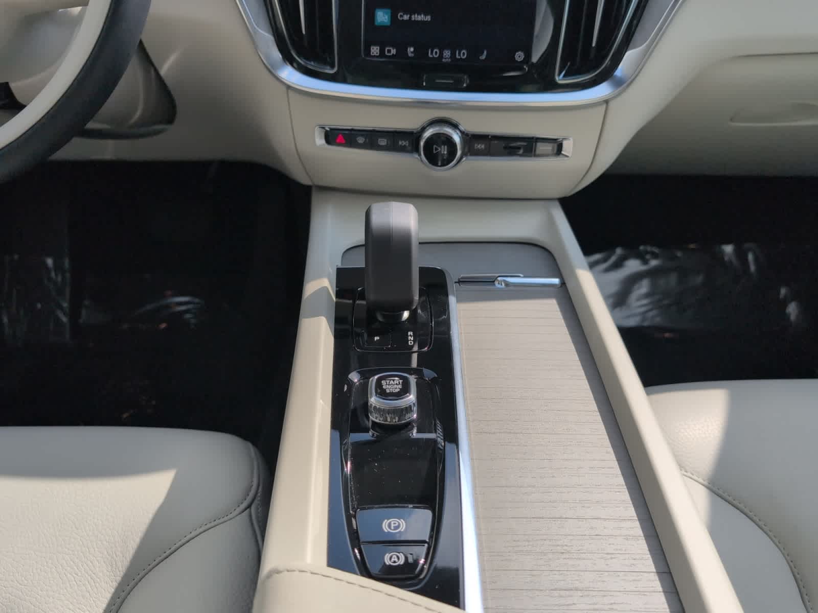 new 2024 Volvo S60 car, priced at $36,998