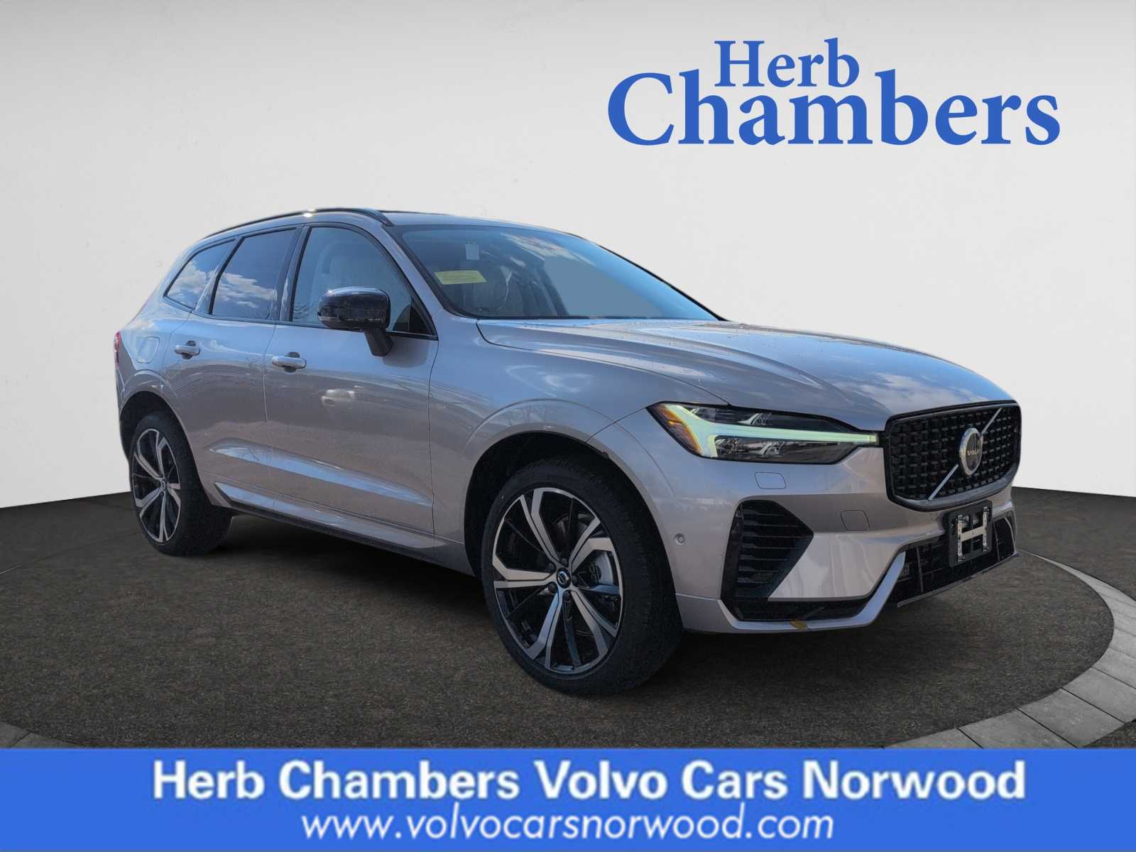 new 2025 Volvo XC60 plug-in hybrid car, priced at $71,485