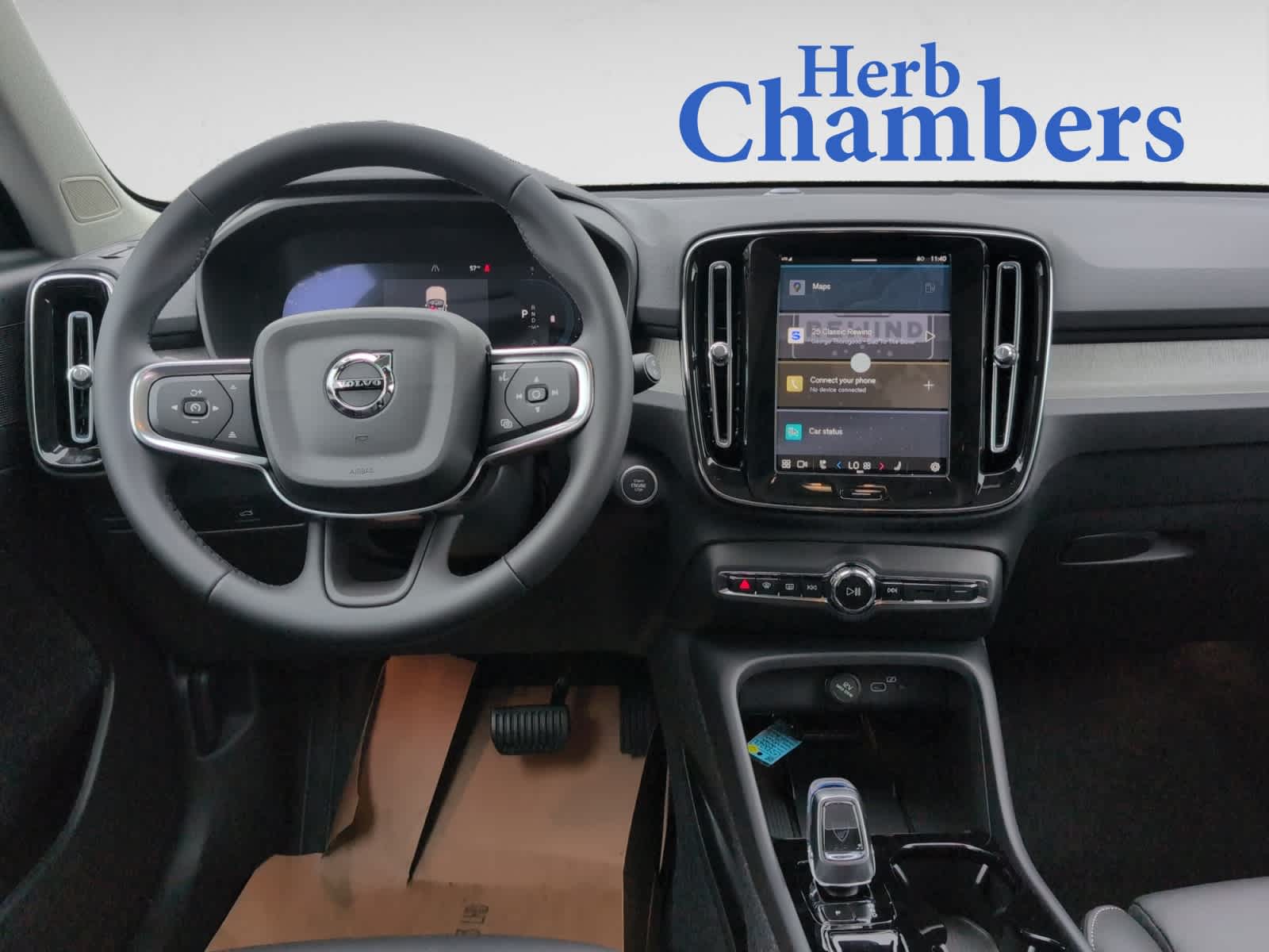 new 2025 Volvo XC40 car, priced at $48,335