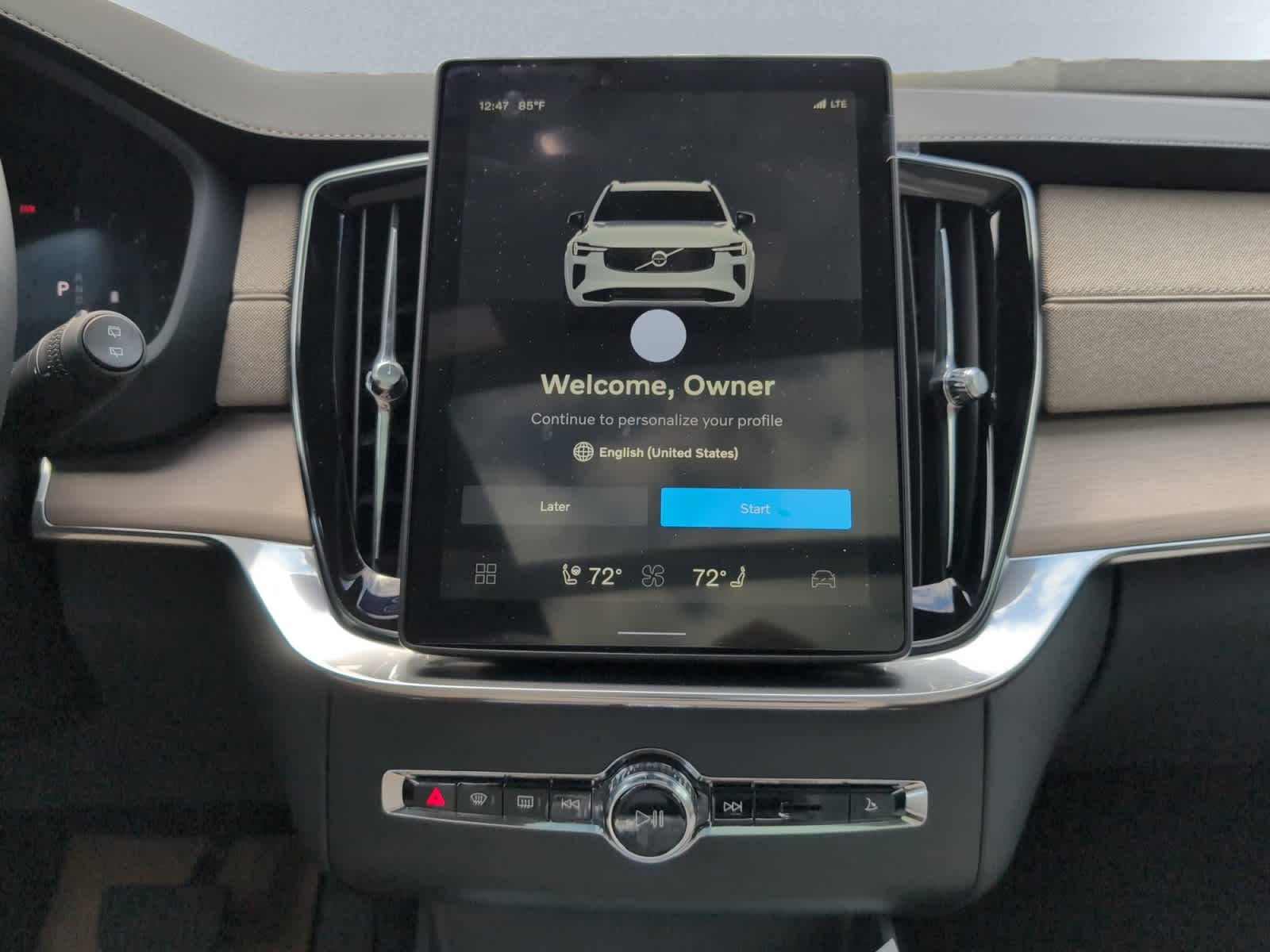 new 2025 Volvo XC90 car, priced at $60,545