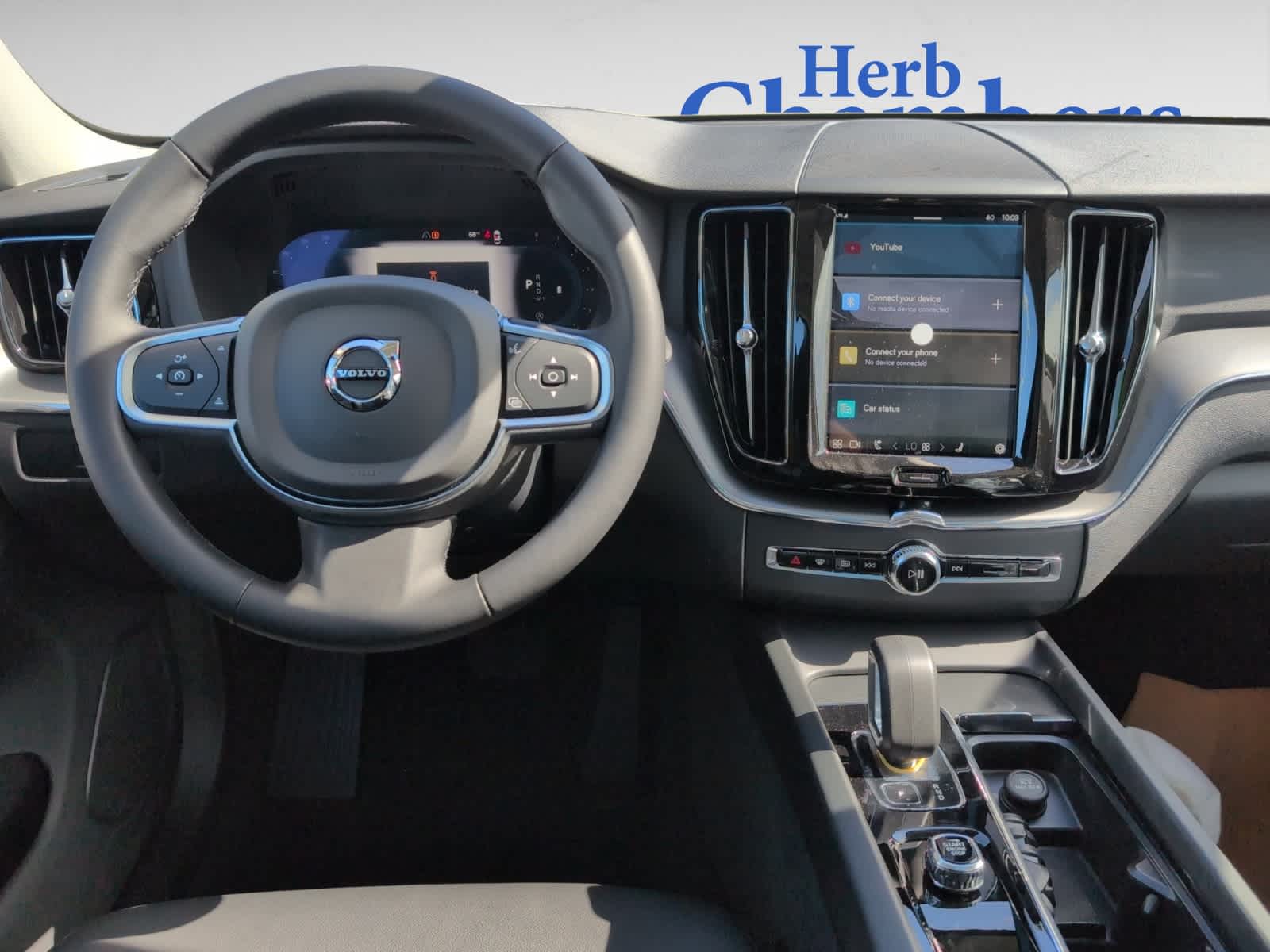 new 2025 Volvo XC60 car, priced at $50,300