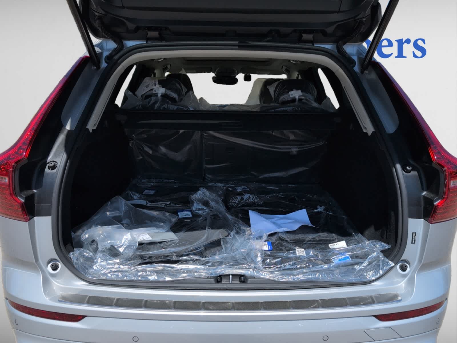 new 2025 Volvo XC60 car, priced at $50,300