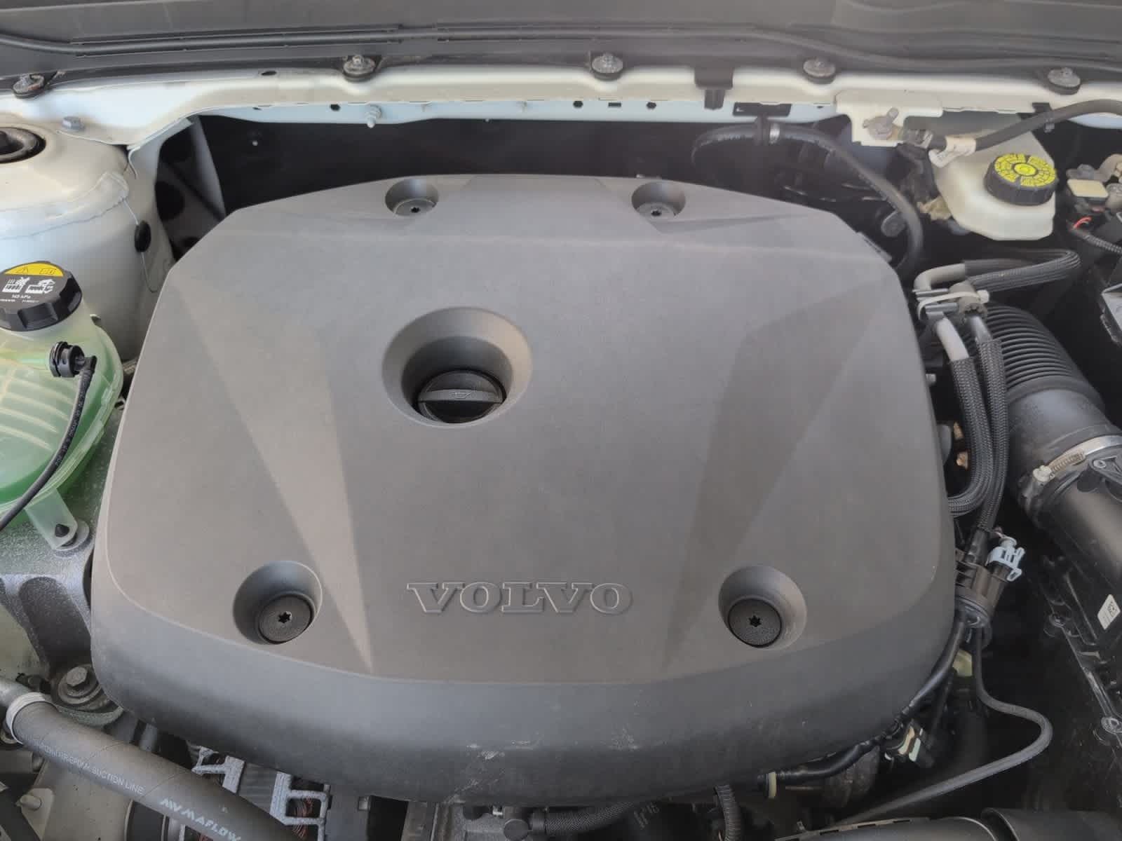 used 2021 Volvo XC40 car, priced at $24,998