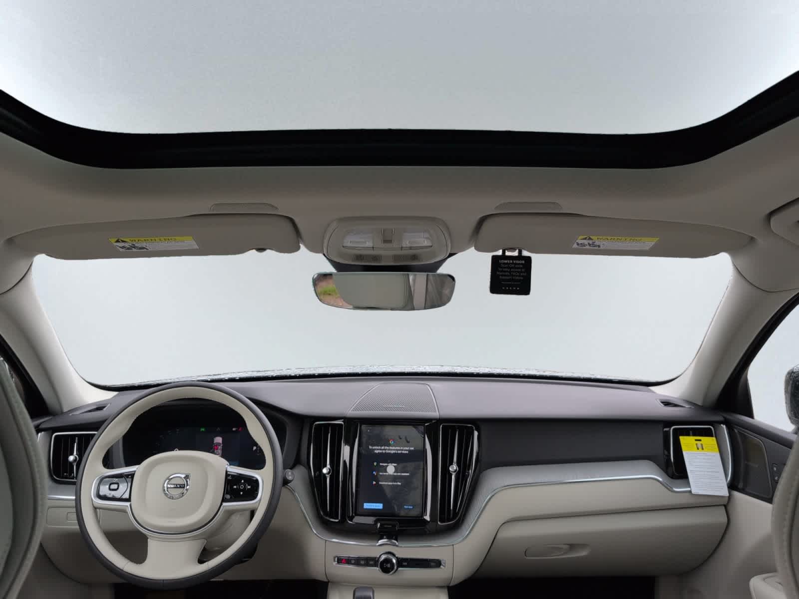 new 2025 Volvo XC60 plug-in hybrid car, priced at $67,405