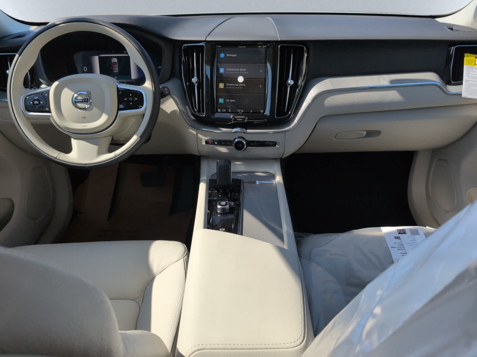new 2025 Volvo XC60 plug-in hybrid car, priced at $66,260