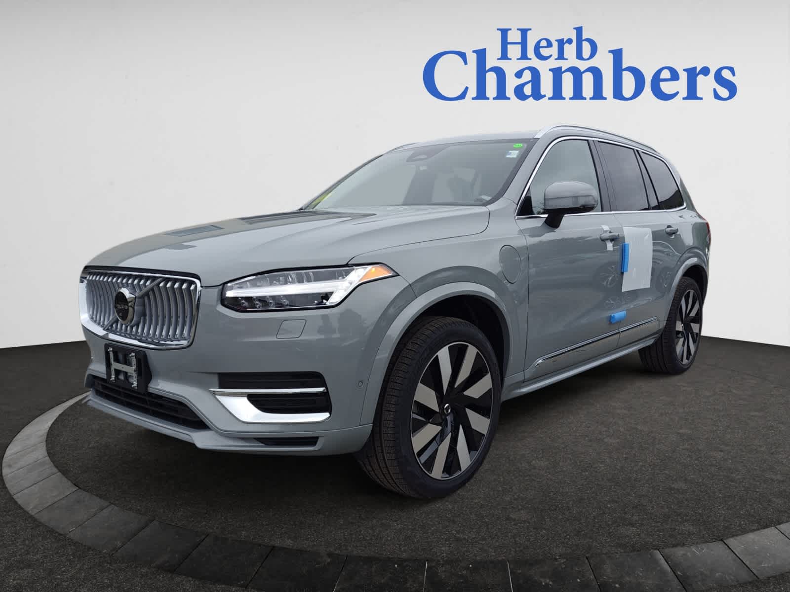 new 2025 Volvo XC90 II car, priced at $85,855