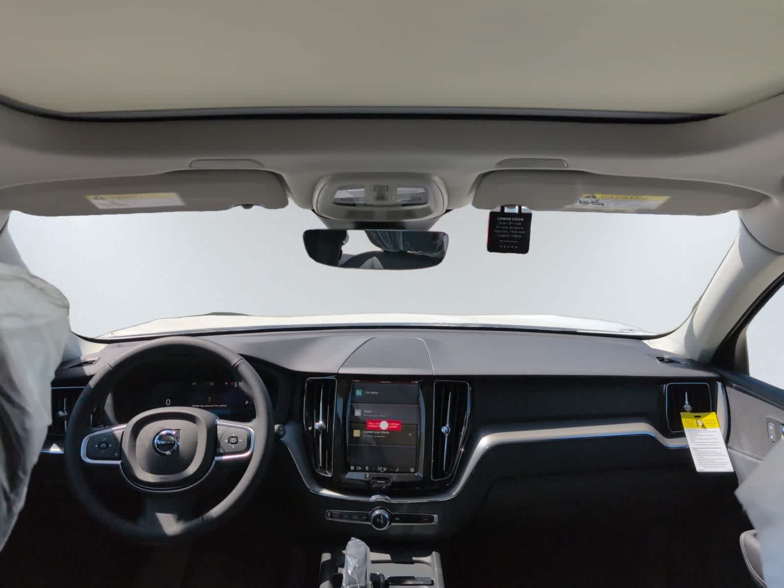 new 2025 Volvo XC60 car, priced at $50,300