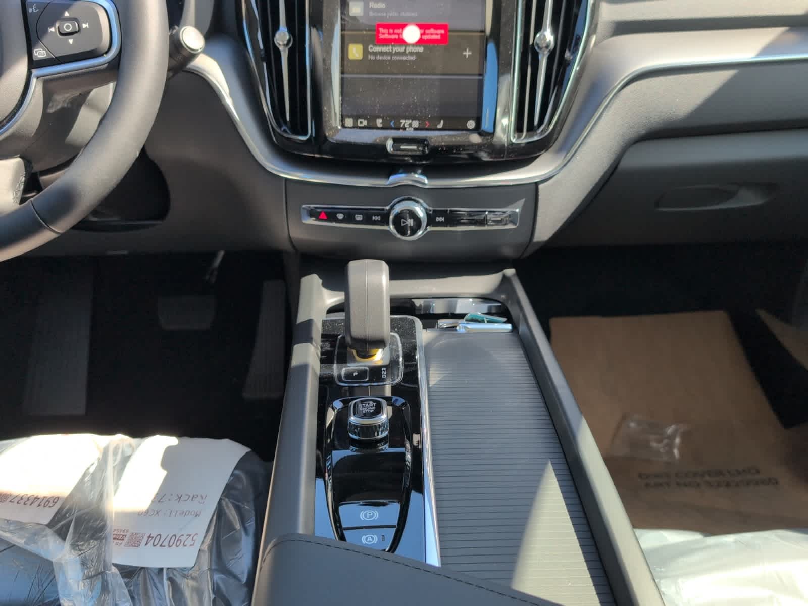 new 2025 Volvo XC60 car, priced at $50,300