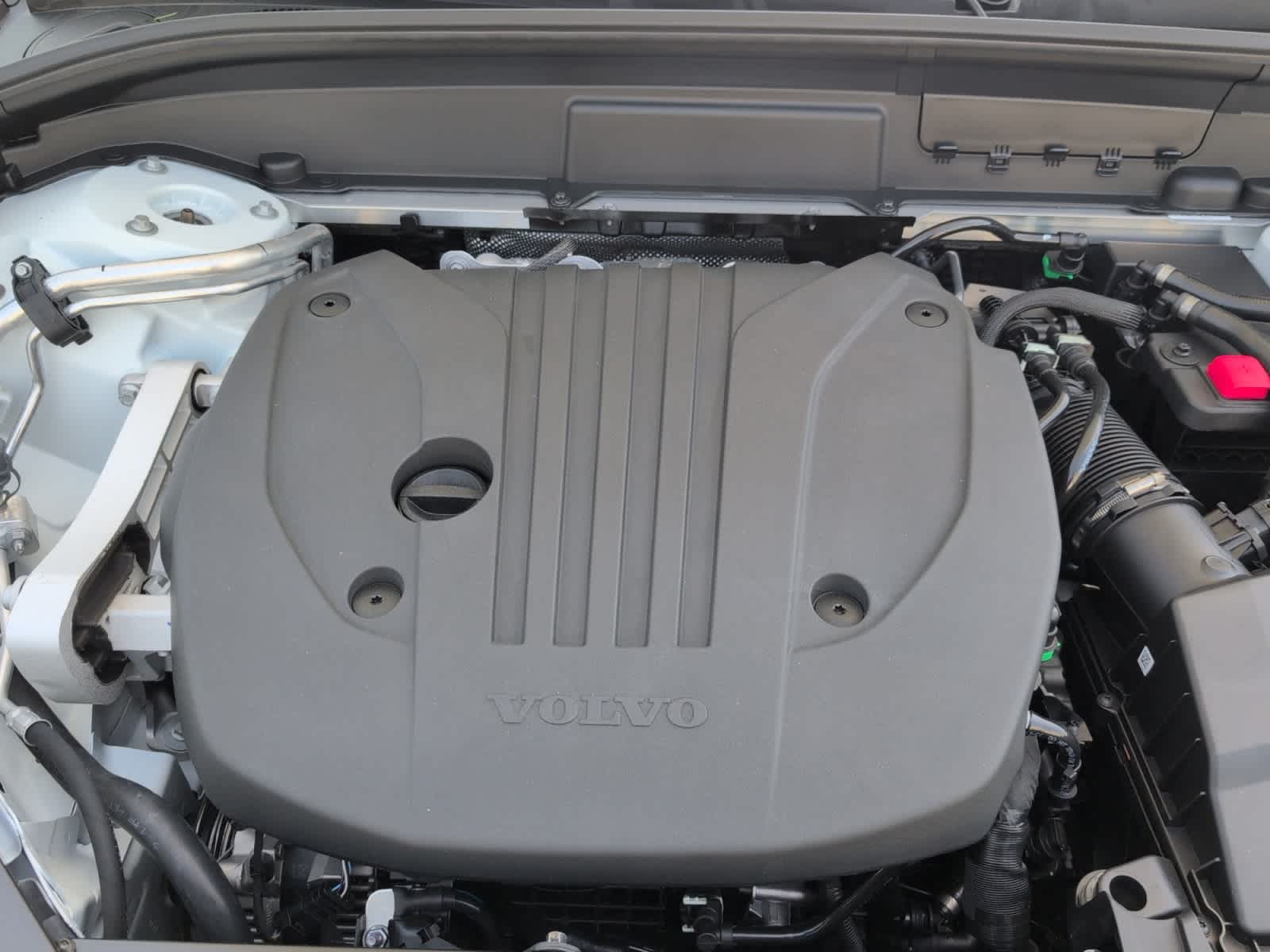 new 2025 Volvo XC60 car, priced at $54,545