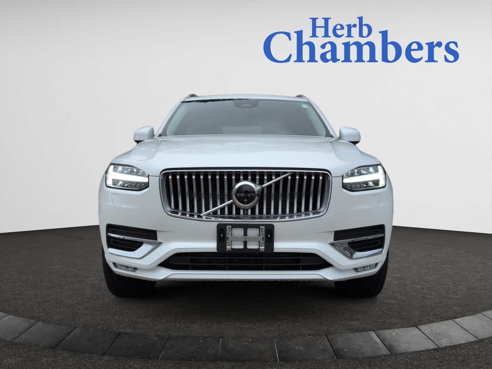 new 2024 Volvo XC90 car, priced at $54,998