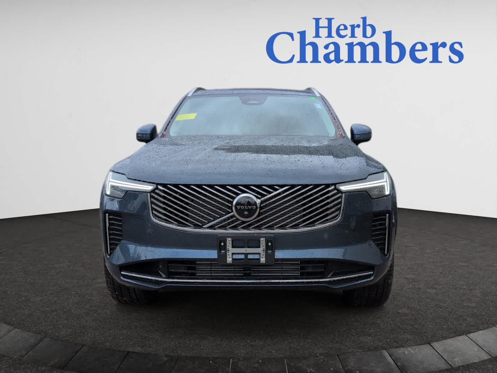 new 2025 Volvo XC90 plug-in hybrid car, priced at $79,635