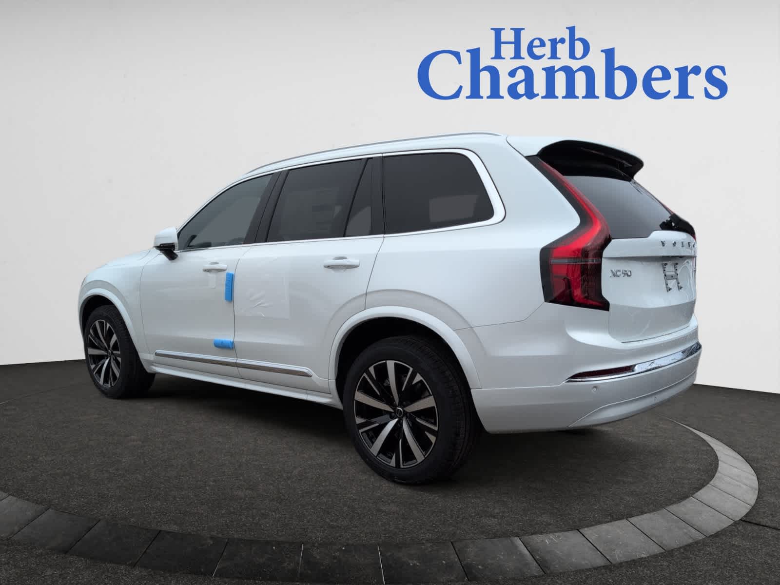 new 2025 Volvo XC90 car, priced at $59,745