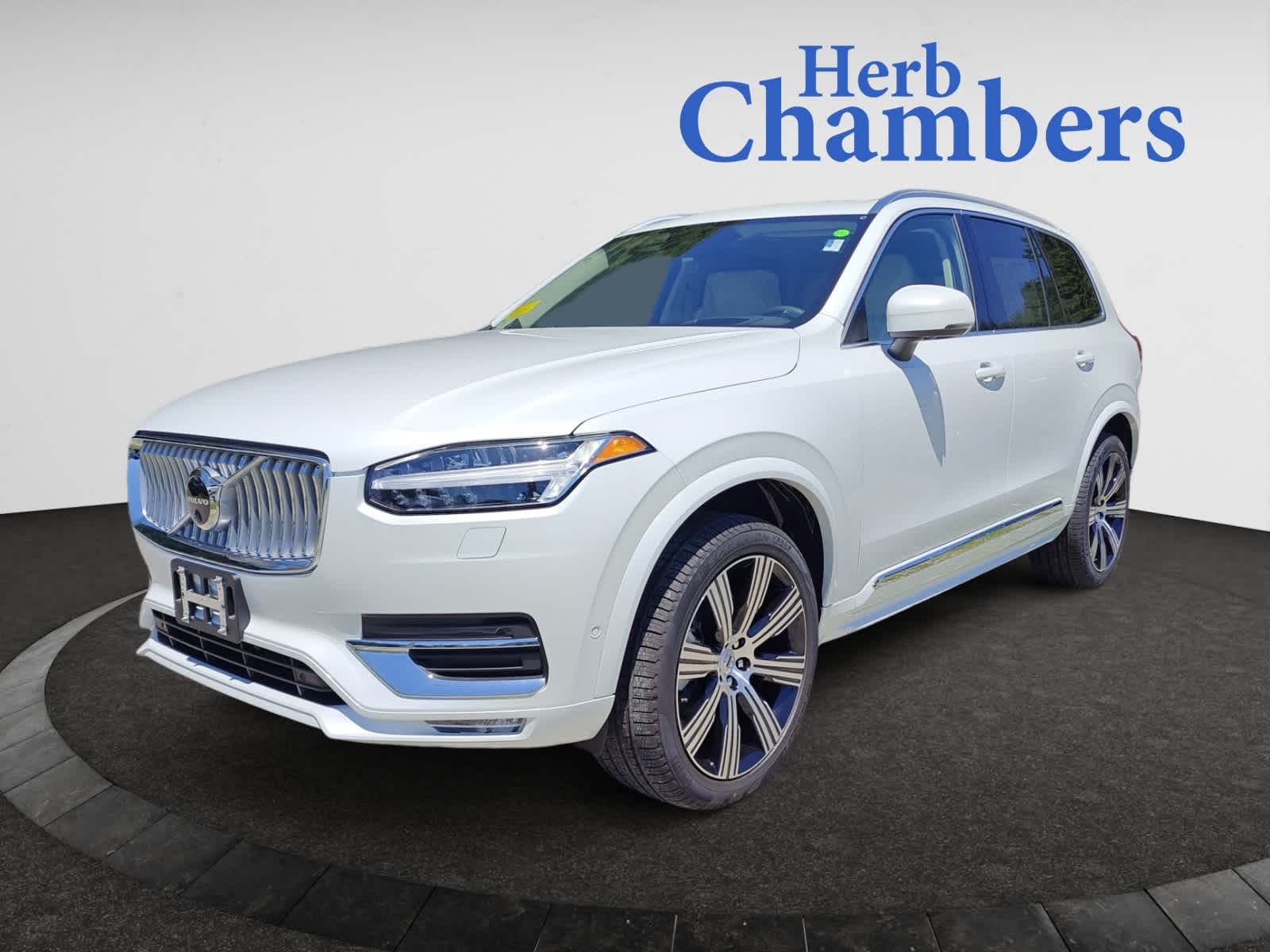 new 2025 Volvo XC90 II car, priced at $76,850