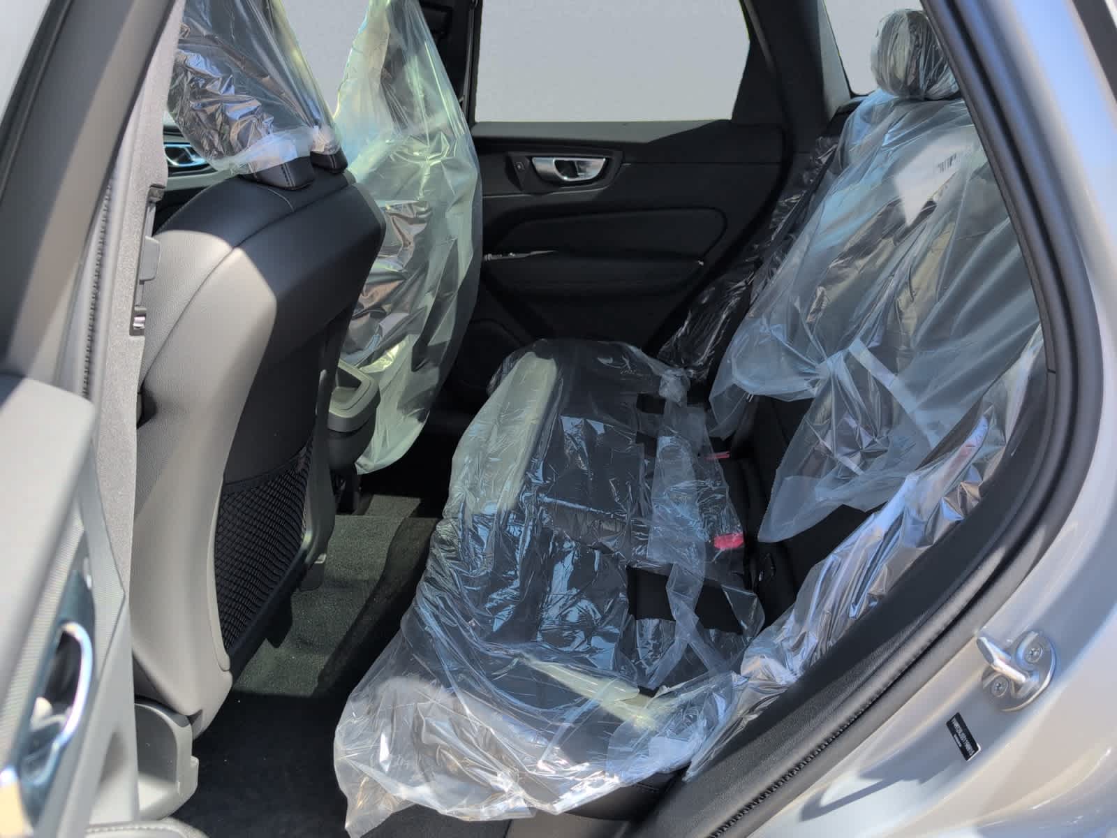 new 2025 Volvo XC60 car, priced at $50,300
