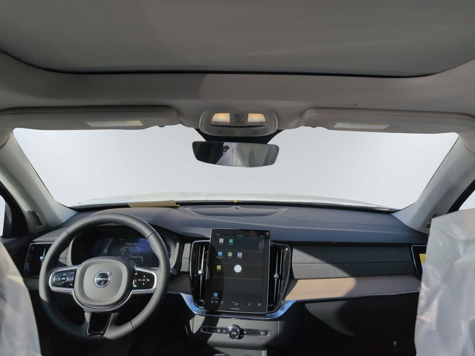 new 2025 Volvo XC90 plug-in hybrid car, priced at $78,765