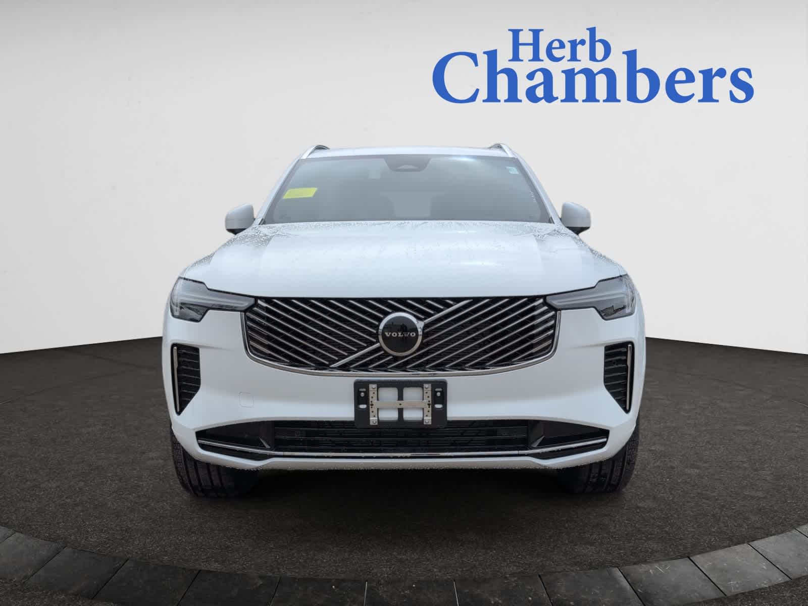 new 2025 Volvo XC90 car, priced at $59,745