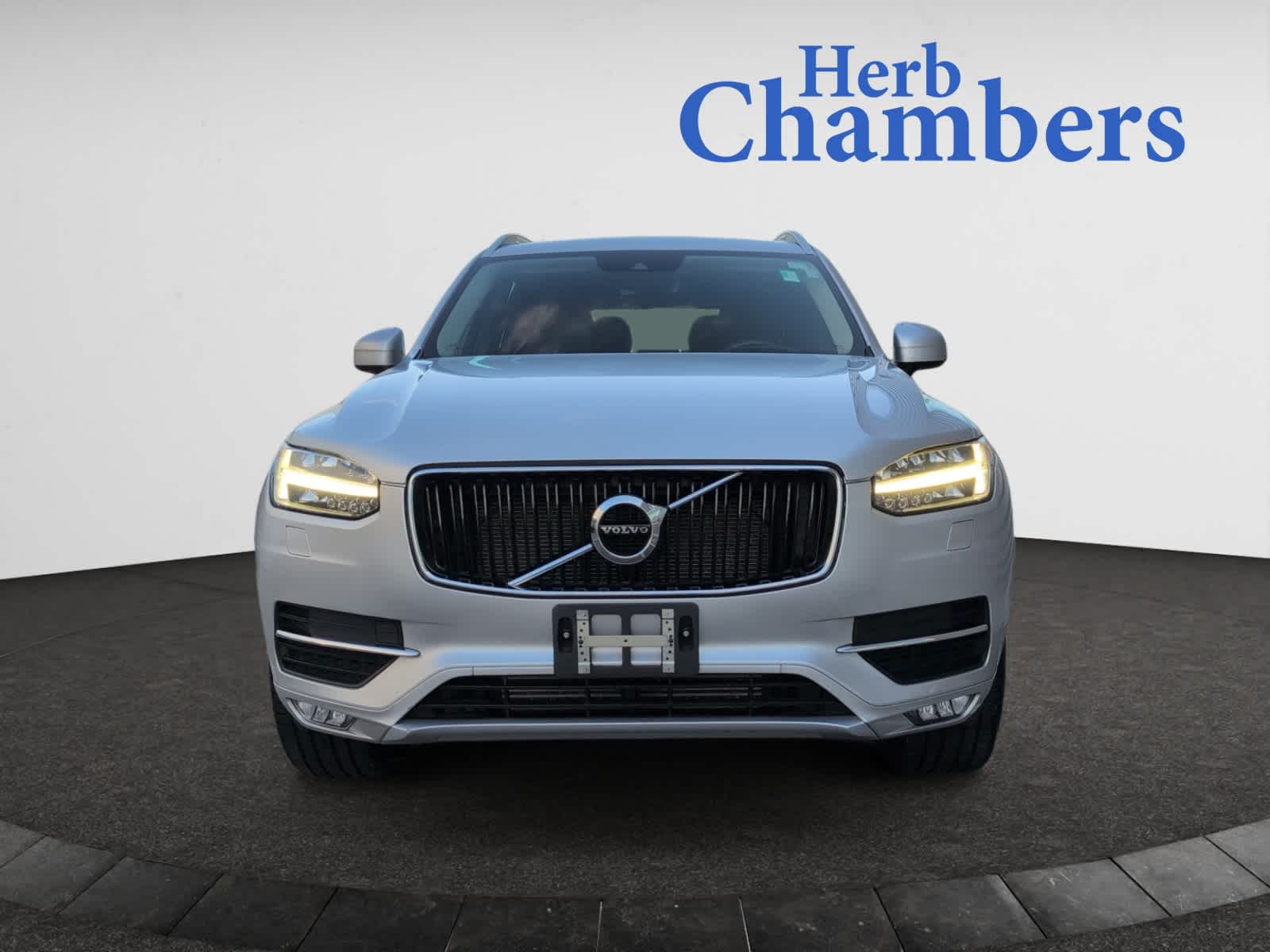 used 2018 Volvo XC90 car, priced at $20,998