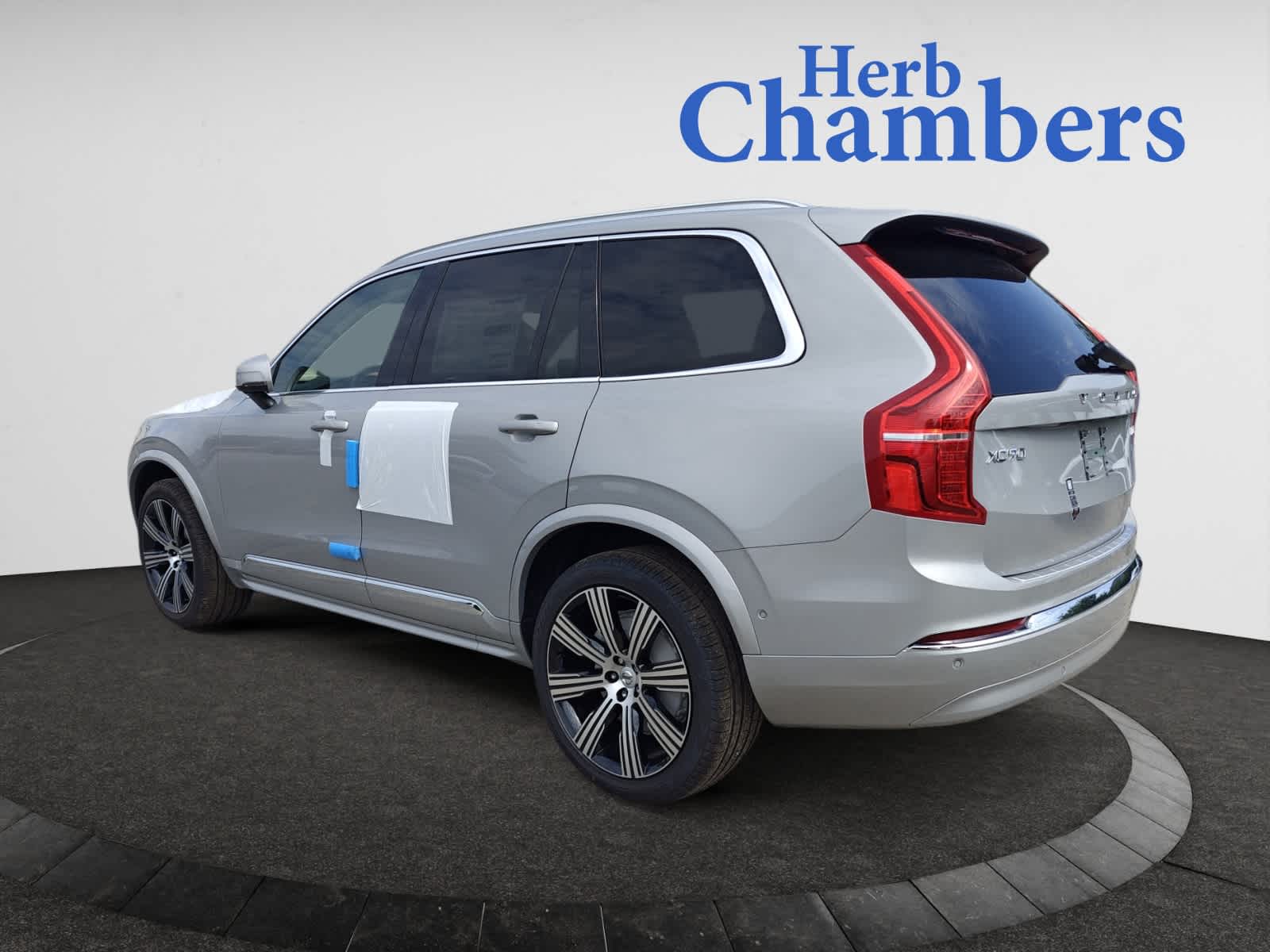 new 2025 Volvo XC90 car, priced at $68,955