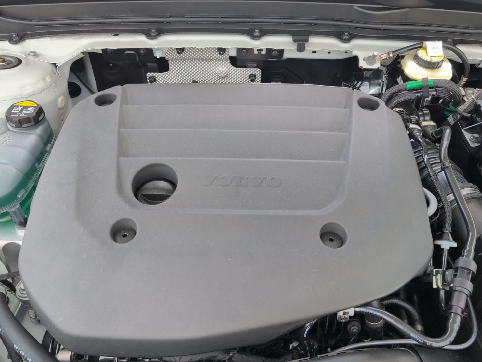 new 2025 Volvo XC40 car, priced at $49,810