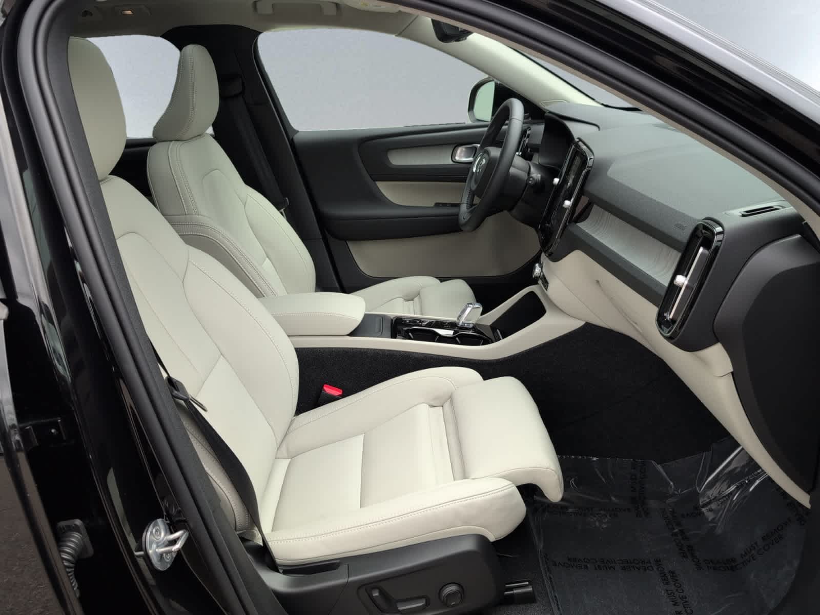 used 2024 Volvo XC40 car, priced at $41,998
