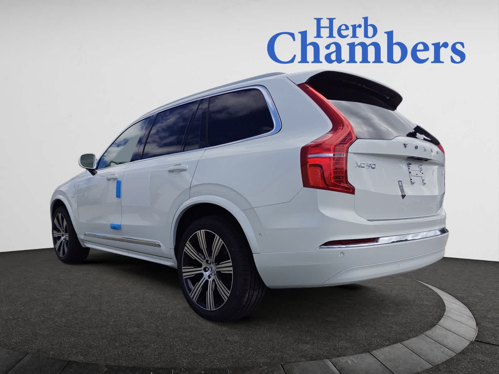 new 2024 Volvo XC90 Recharge Plug-In Hybrid car, priced at $88,855