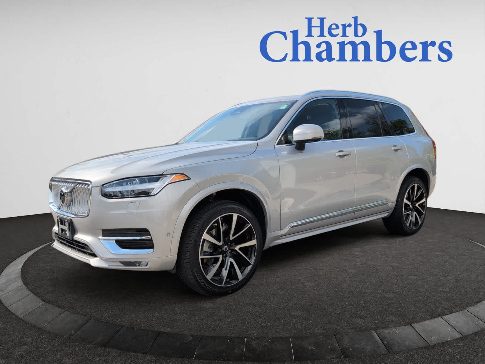 new 2024 Volvo XC90 car, priced at $54,998