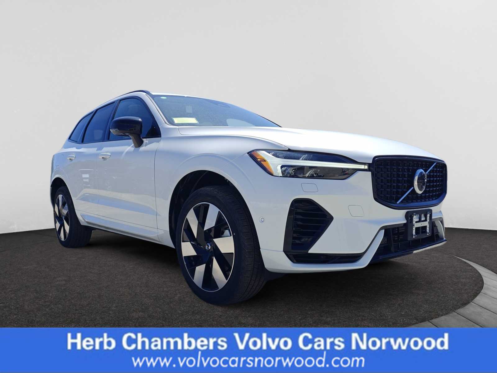 new 2024 Volvo XC60 Recharge Plug-In Hybrid car, priced at $67,425