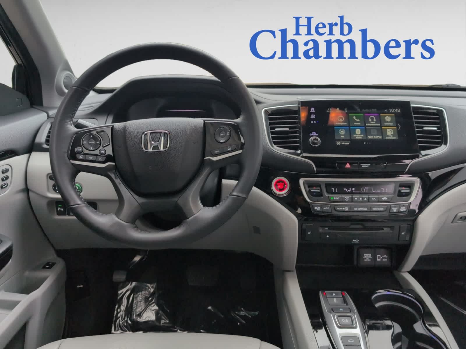used 2021 Honda Pilot car, priced at $31,998