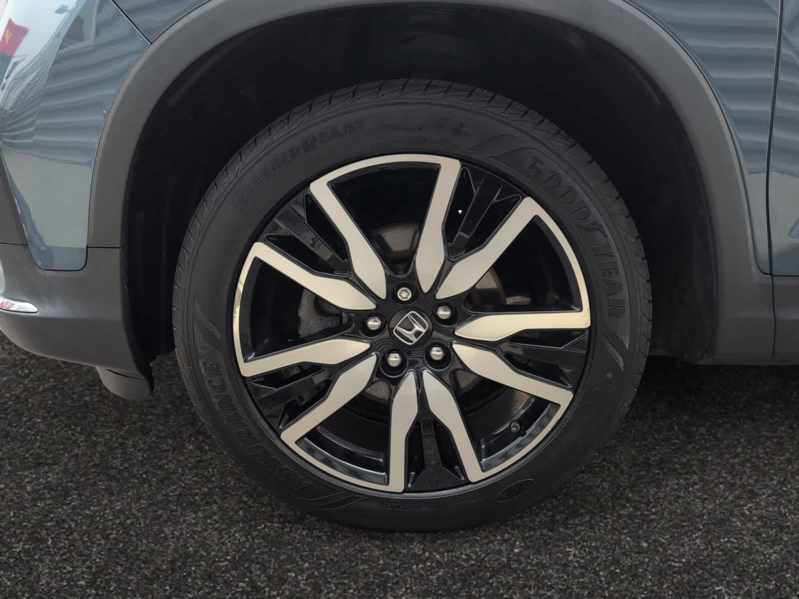 used 2021 Honda Pilot car, priced at $31,998