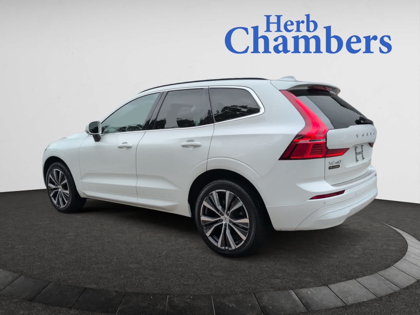 used 2022 Volvo XC60 car, priced at $34,998