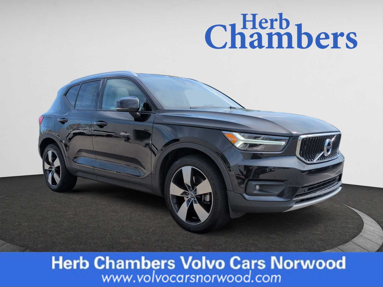 used 2021 Volvo XC40 car, priced at $24,998